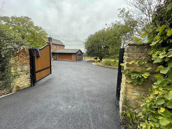 driveway surfacing work in balderstone